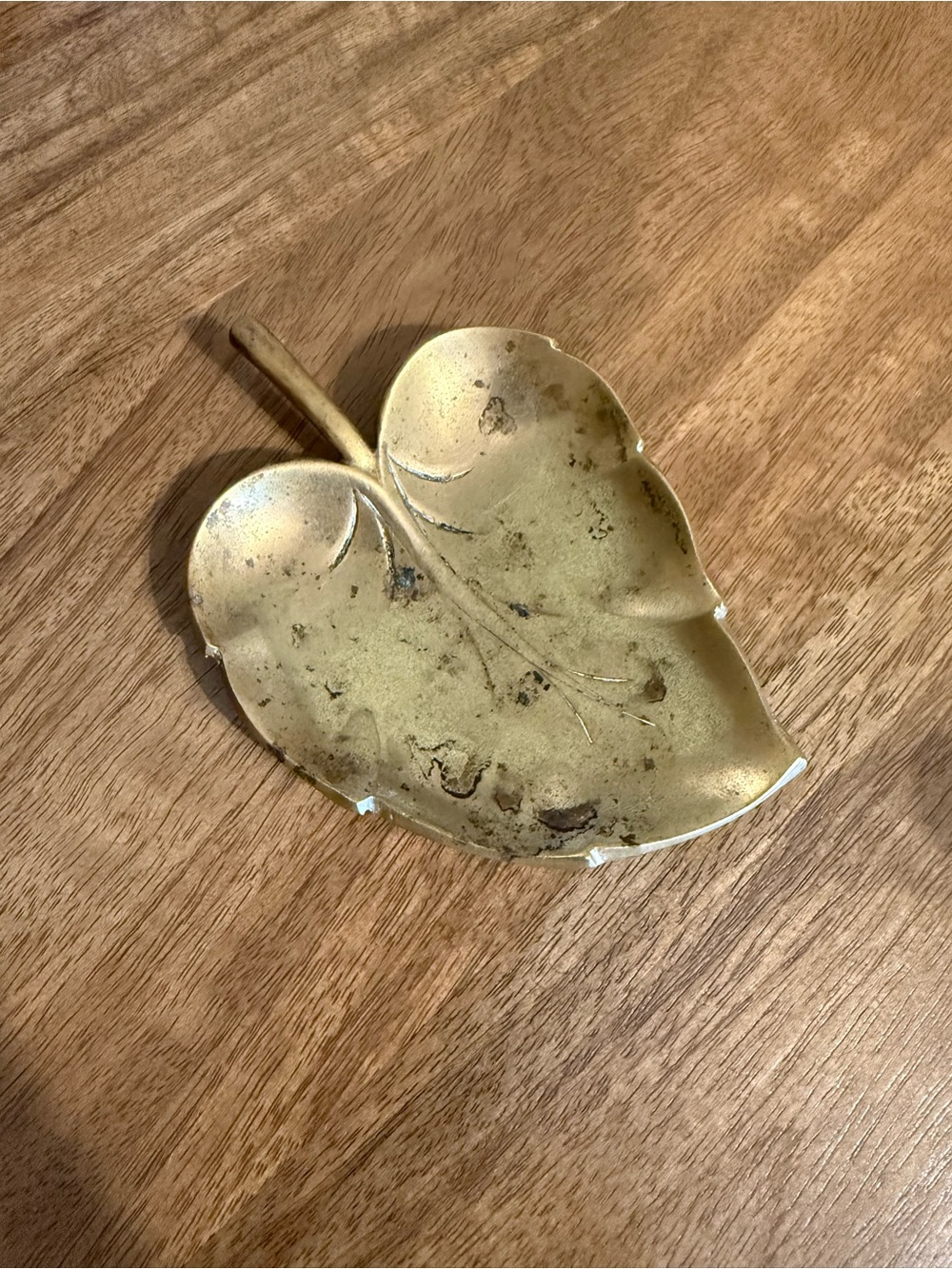 Vintage Solid Brass Leaf Shaped Trinket Dish Jewelry Holder